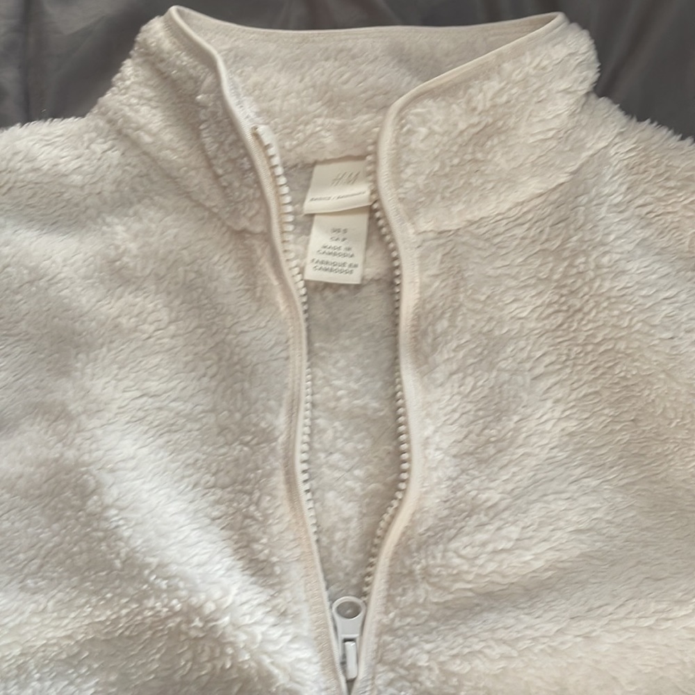 Fuzzy turtleneck jacket - Picture 2 of 3
